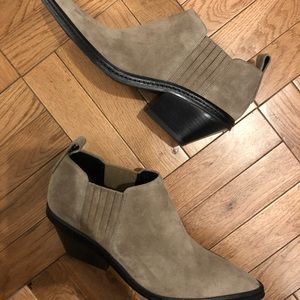 Via Spiga Beige Suede Booties